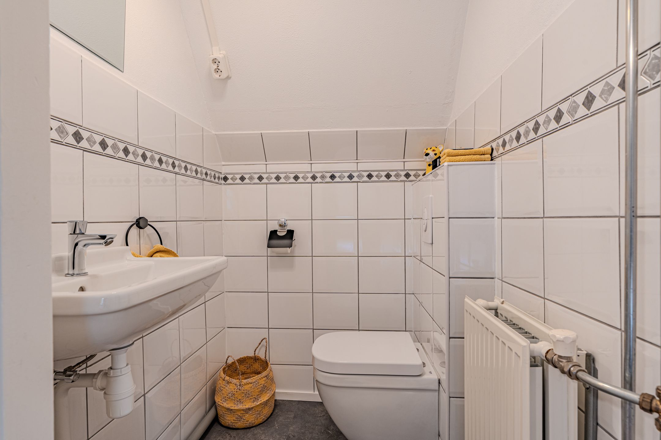 Photo 9 of Dorpsstraat 145