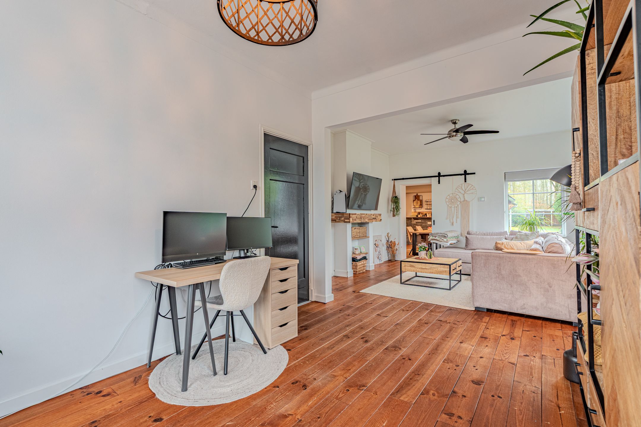 Photo 12 of Dorpsstraat 145