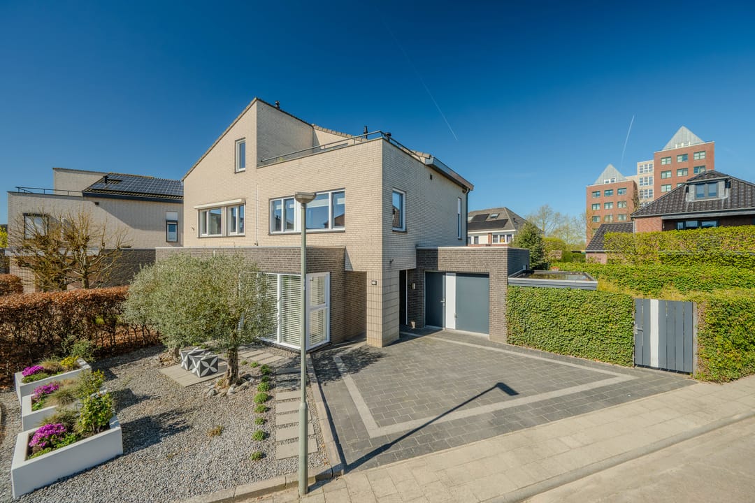 Foto 1 van Hoornbloem 32