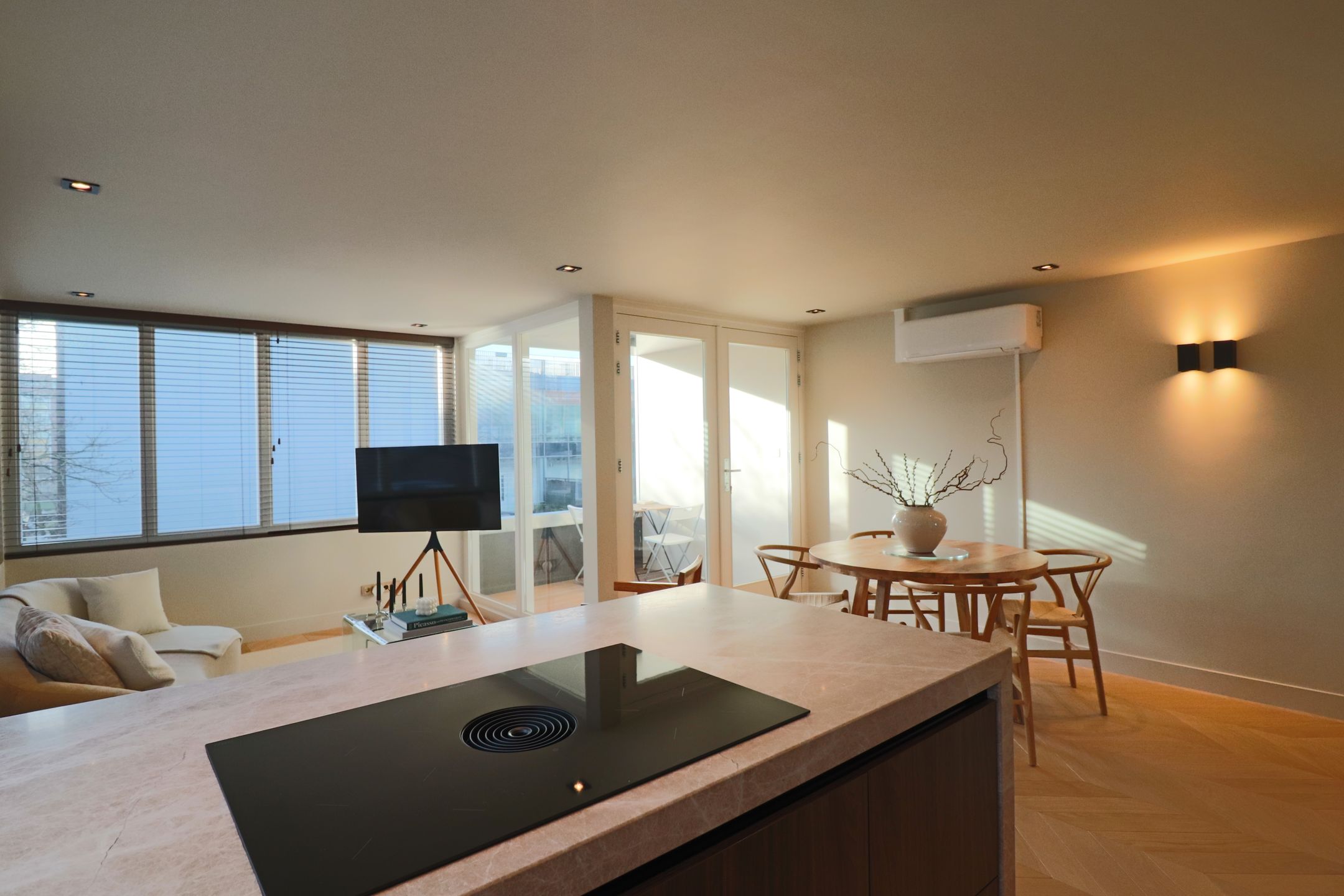 Foto 9 van Karperweg 15-B