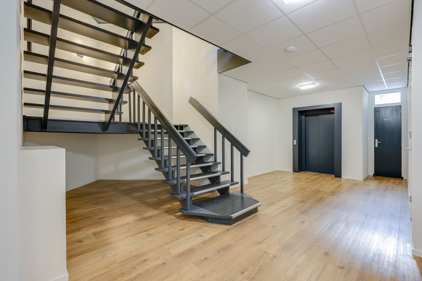 Foto 25 van Kerkstraat 56-D