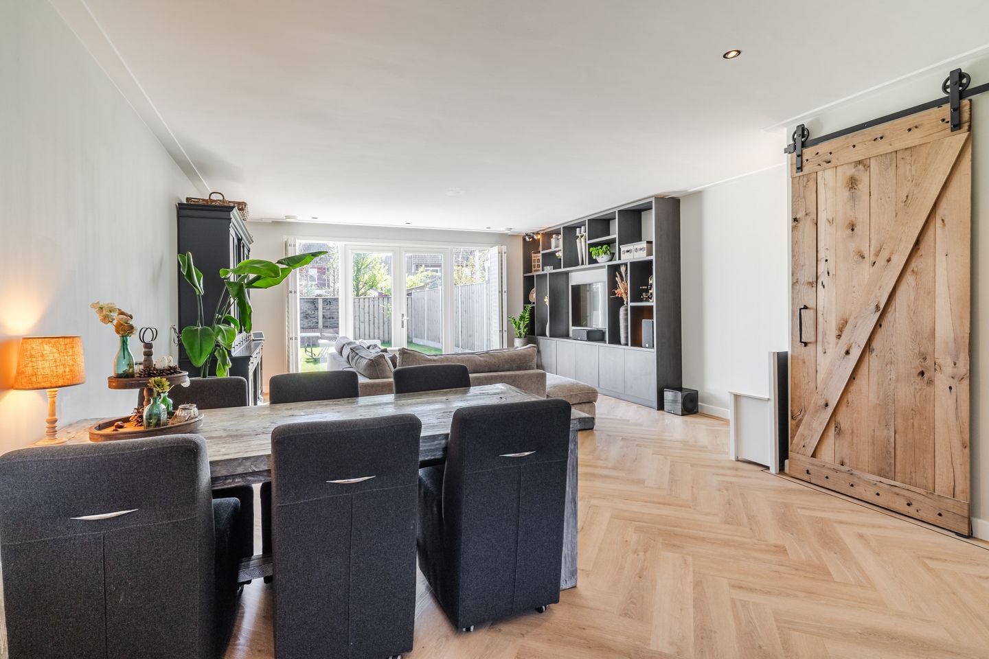 Foto 14 van Lieve Vrouweveld 3