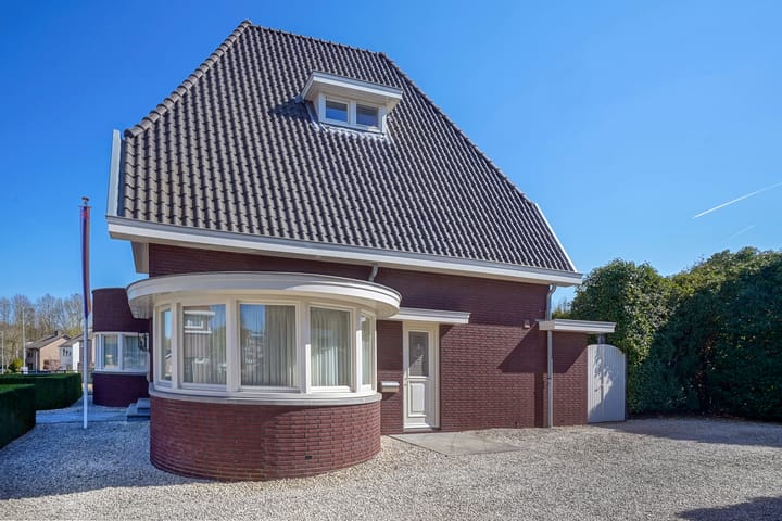 Vrijstaande woning te koop: Stationsstraat 34, Schinnen