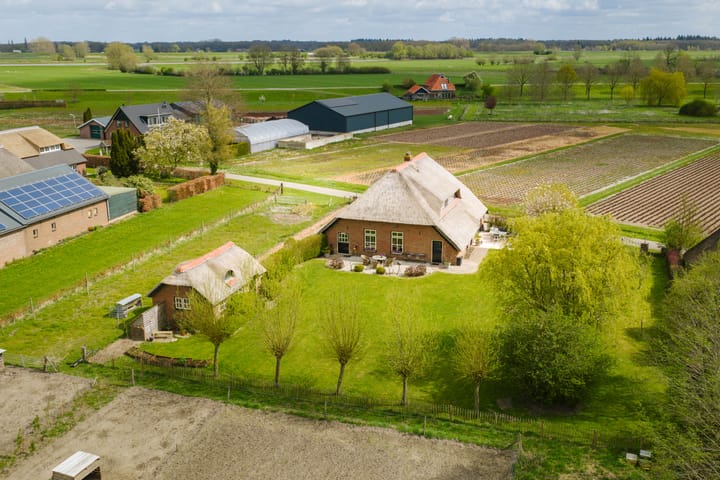 Photo 2 of Veldweg 7