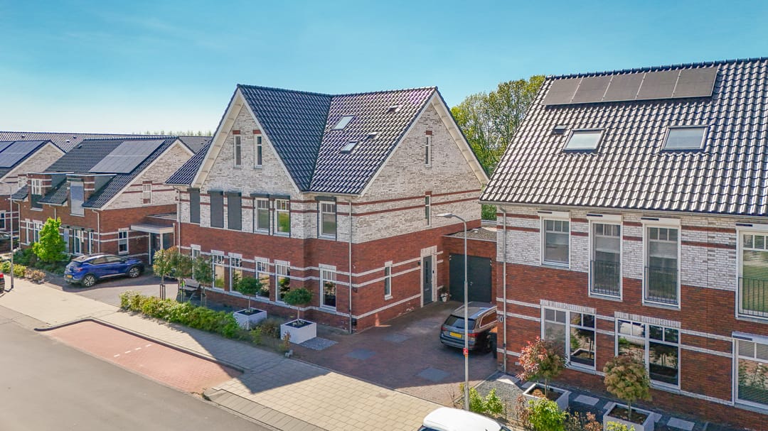 Photo 43 of Lisdoddestraat 12