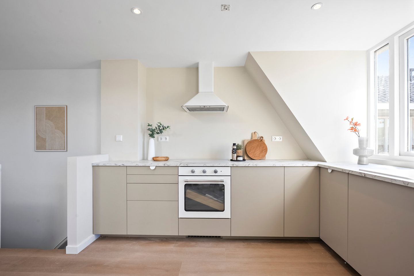 Foto 4 van Linschotenstraat 4-B