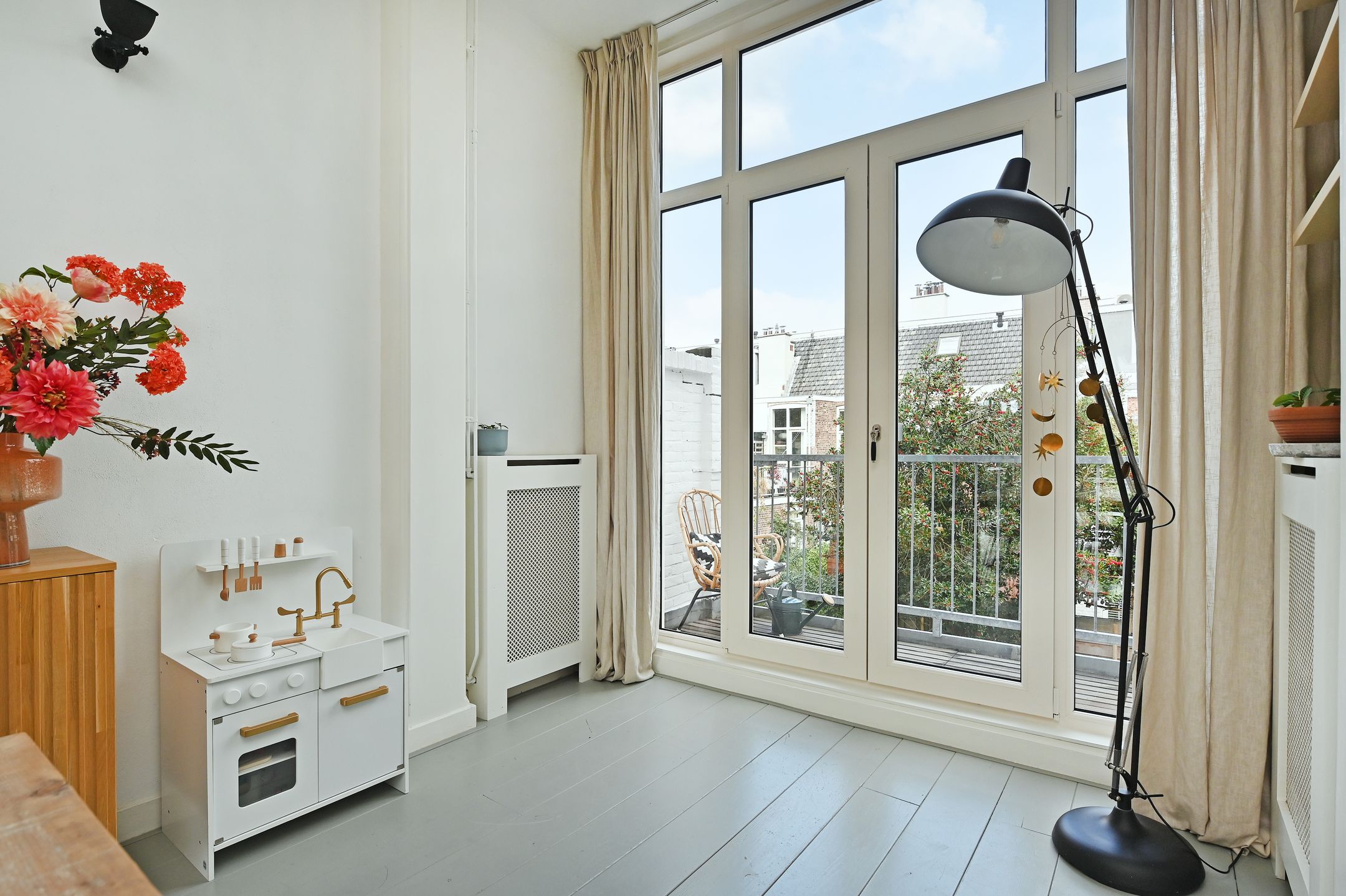 Foto 12 van Valkenboskade 239