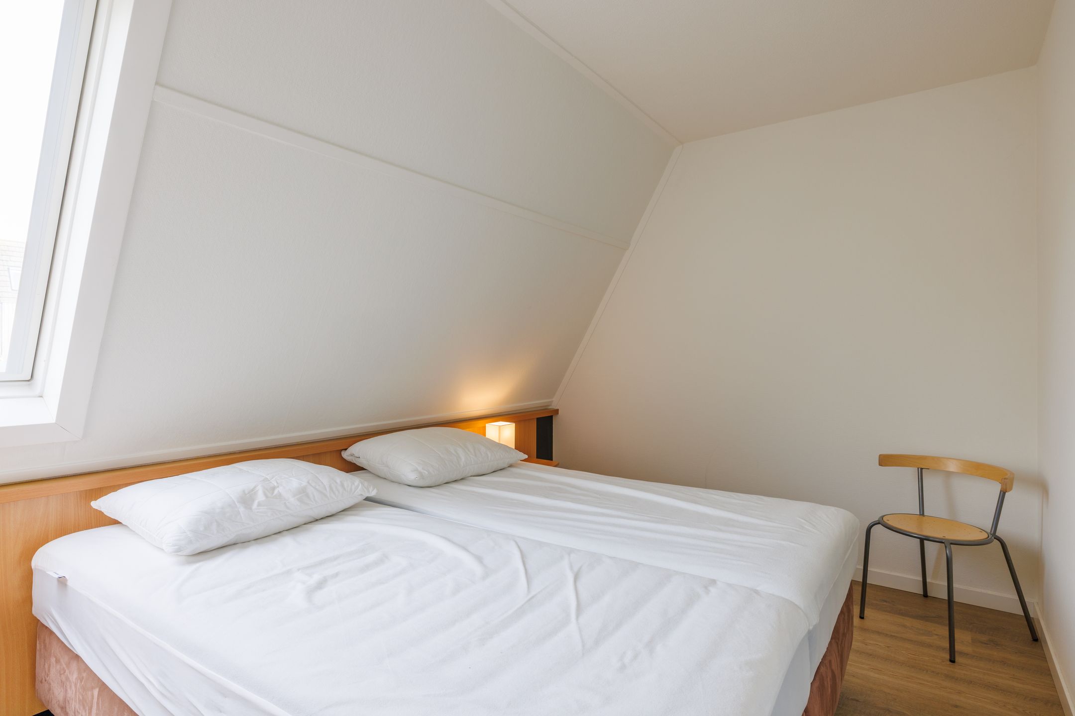 Foto 18 van Oosterhiemweg 1-036