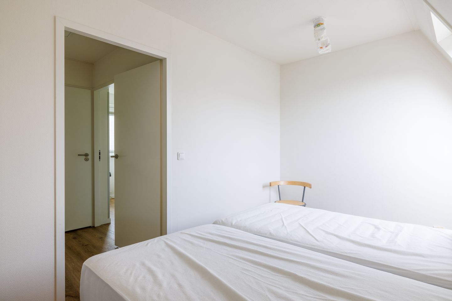 Foto 19 van Oosterhiemweg 1-036