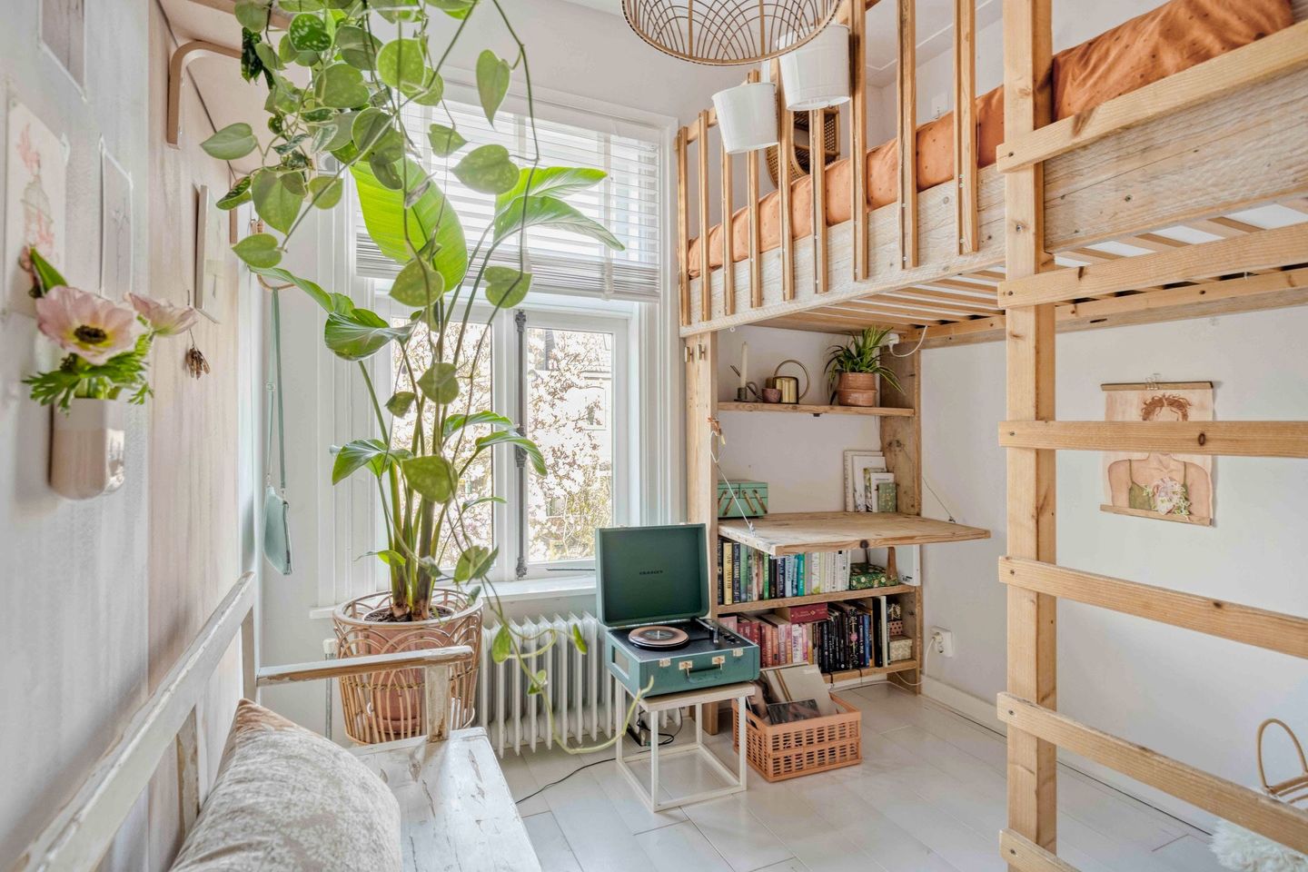 Foto 25 van Leeuwerikstraat 27