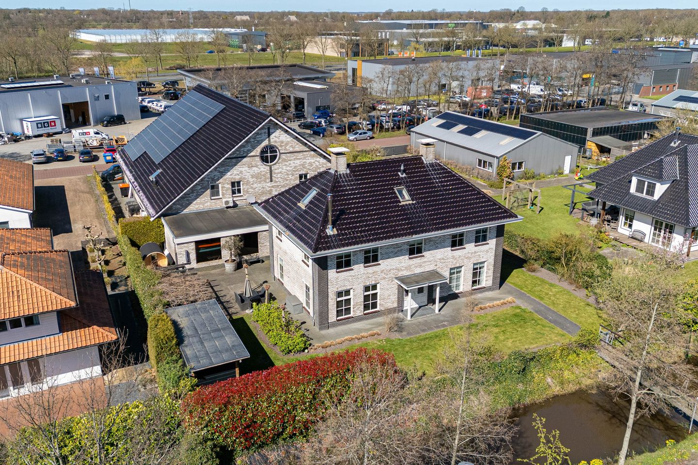 Bekijk foto 4 van Pyriet 5