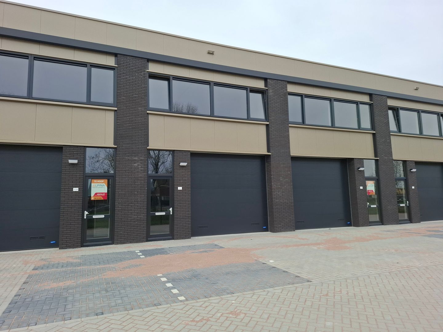 Bekijk foto 1 van Zambonistraat 15-L