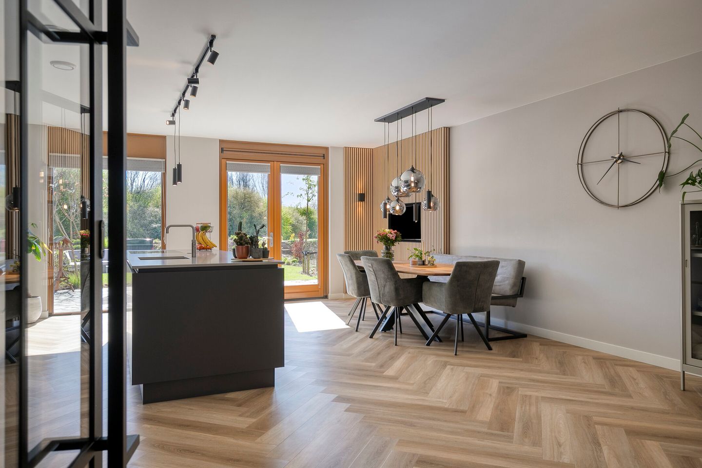 Foto 5 van Oeverhuyze 6