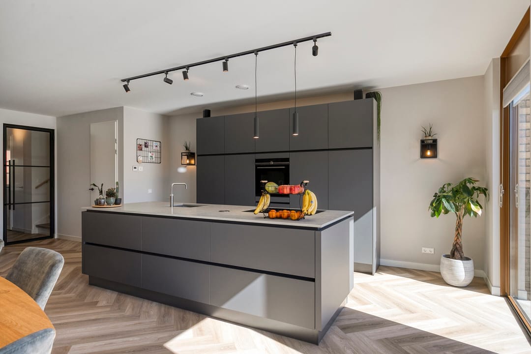 Foto 13 van Oeverhuyze 6