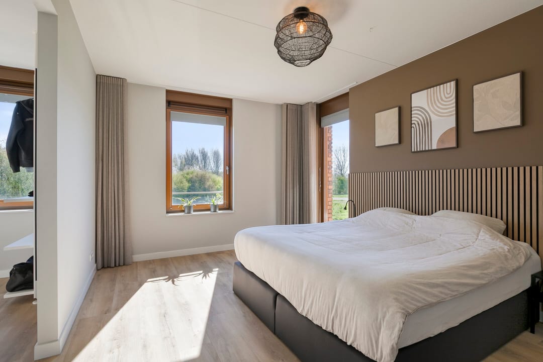 Foto 28 van Oeverhuyze 6