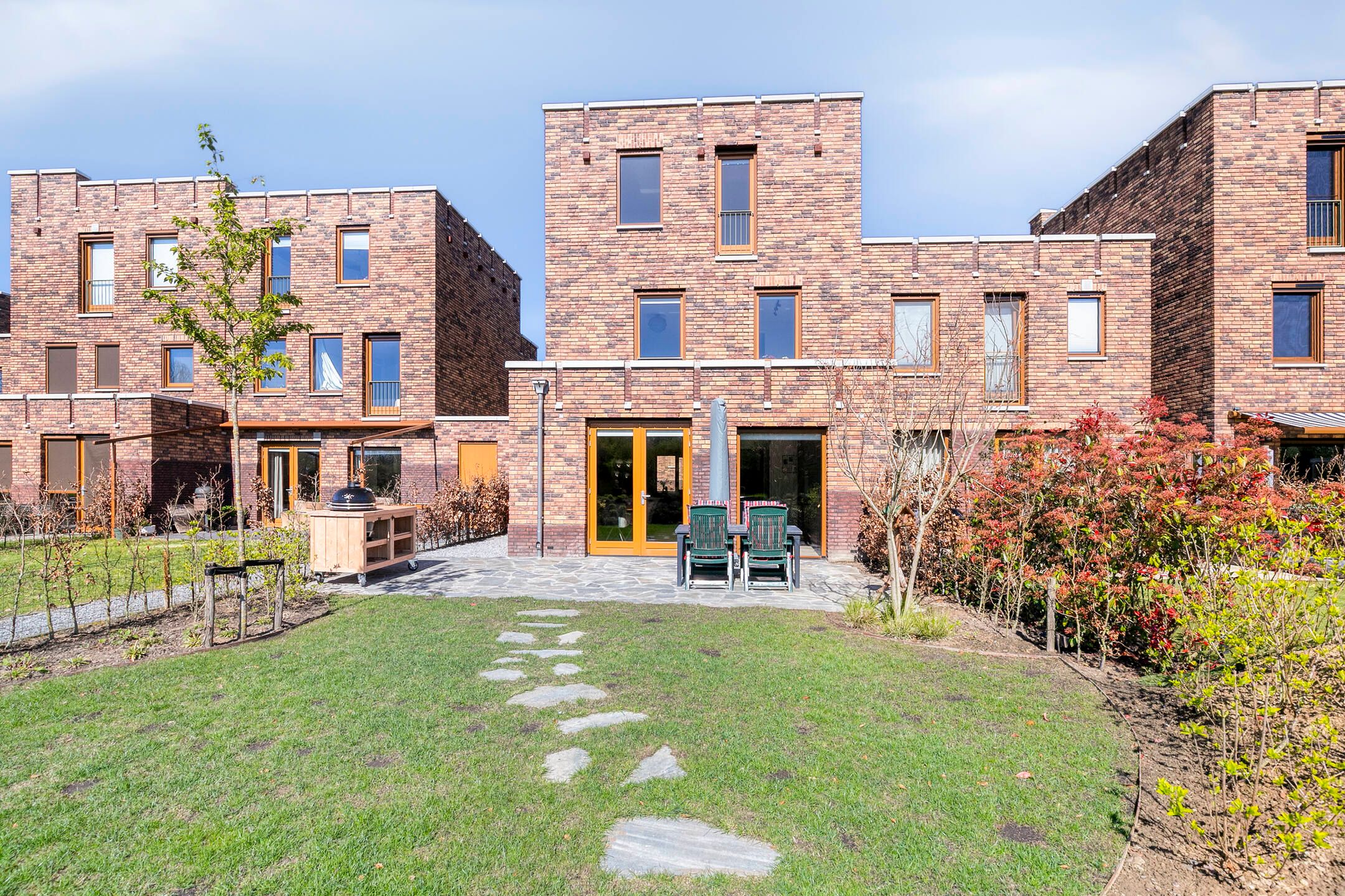 Foto 3 van Oeverhuyze 6