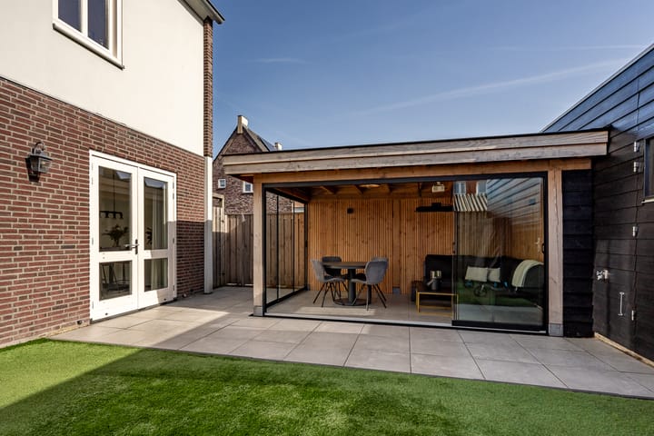 Foto 2 van Waterviolier 4