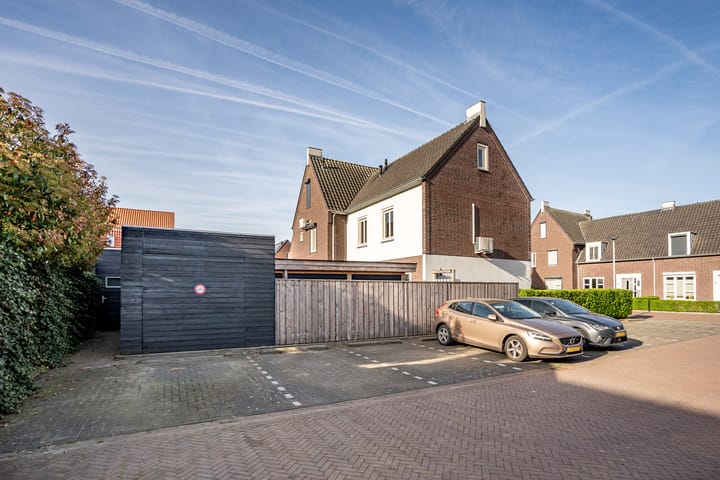 Foto 4 van Waterviolier 4