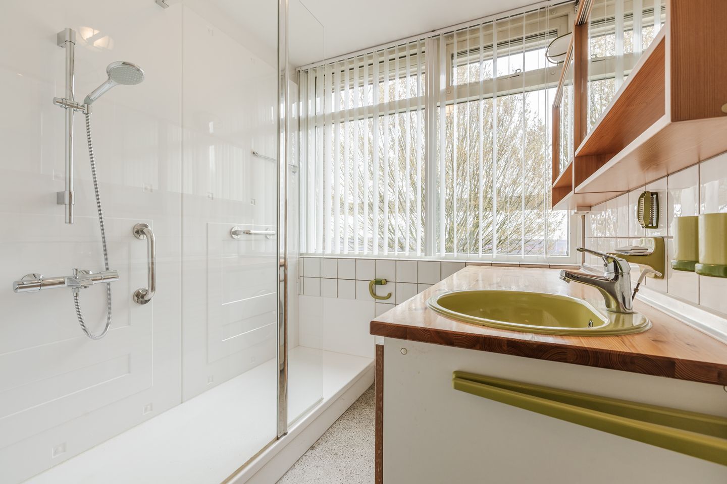 Photo 25 of Douwes Dekkerlaan 210