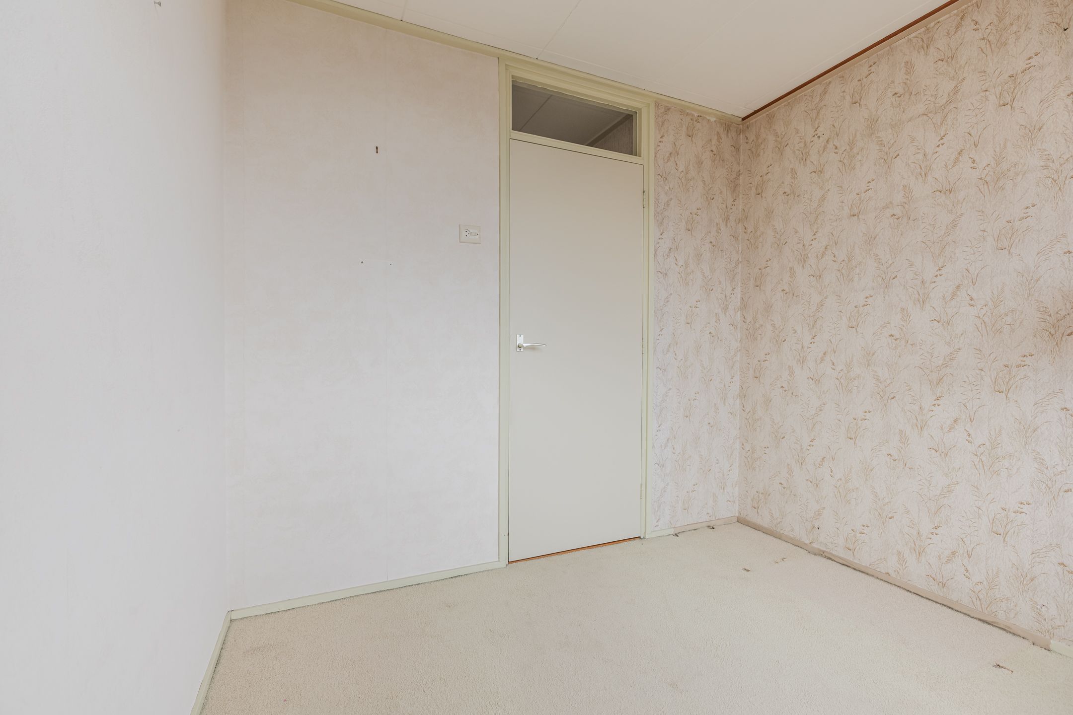 Photo 24 of Douwes Dekkerlaan 210