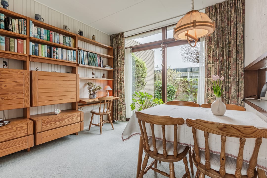 Photo 7 of Douwes Dekkerlaan 210