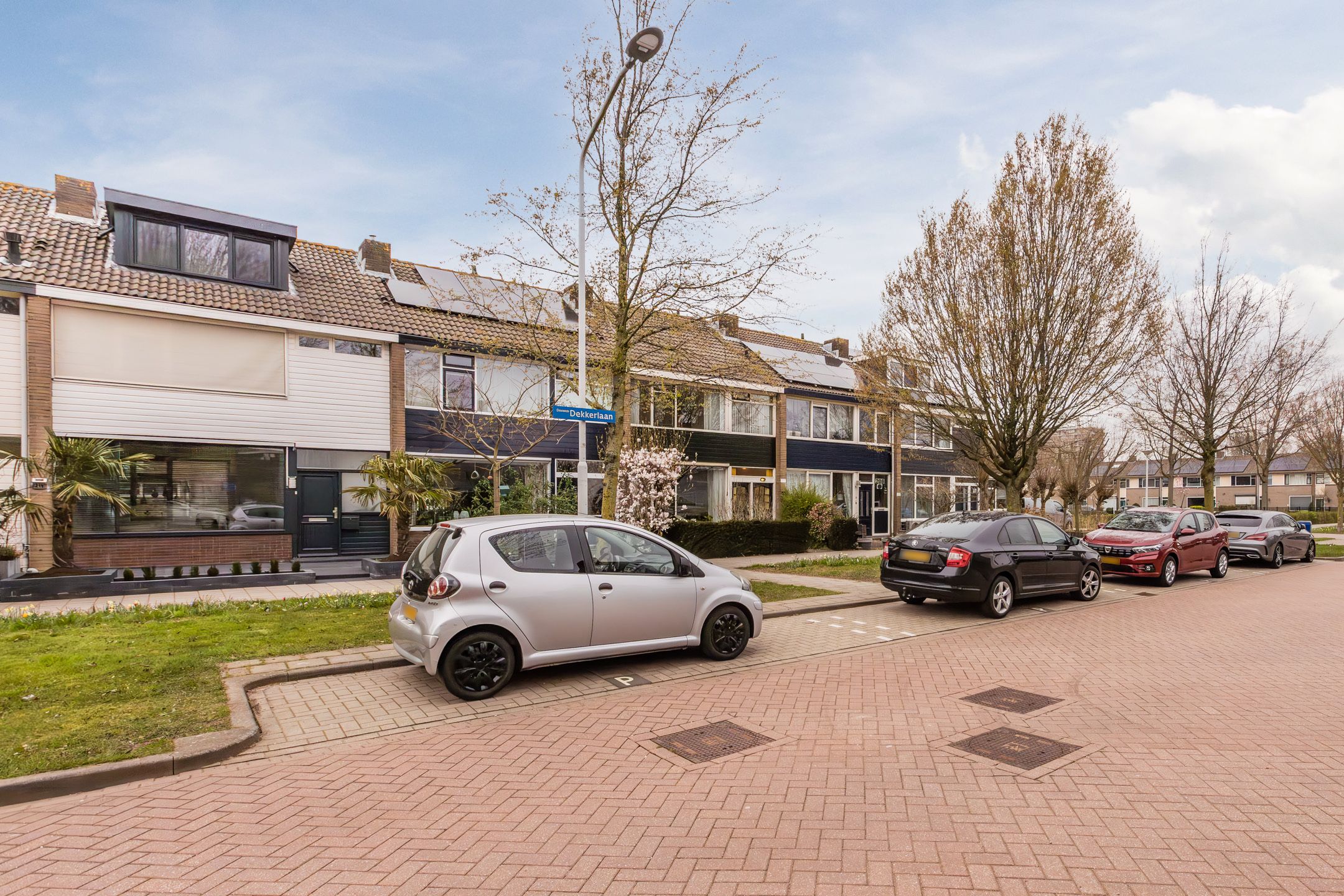 Photo 39 of Douwes Dekkerlaan 210