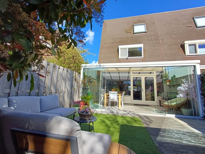 Photo 3 of Meidoorn 7