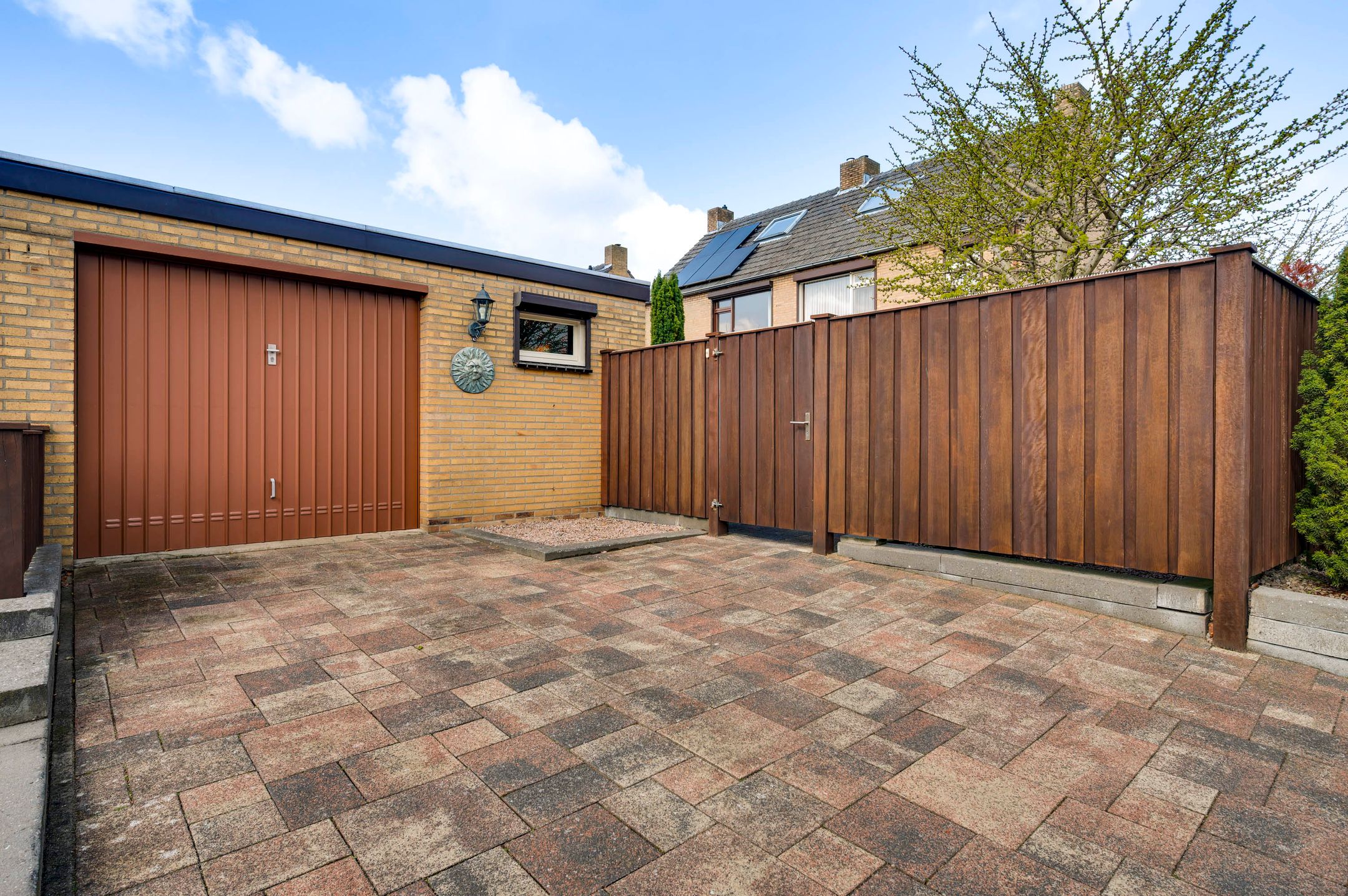 Foto 21 van Schepen van Hertefeltstraat 8