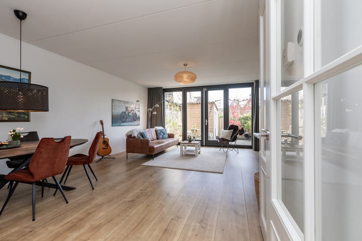 Foto 2 van Nobellaan 20