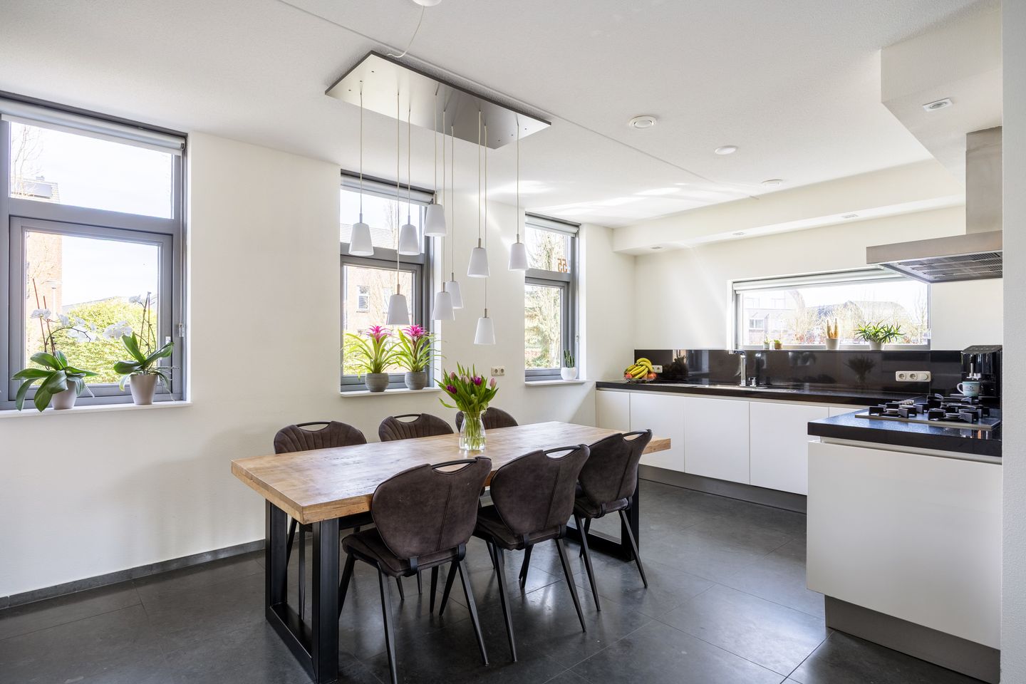 Photo 14 of Bosrank 55