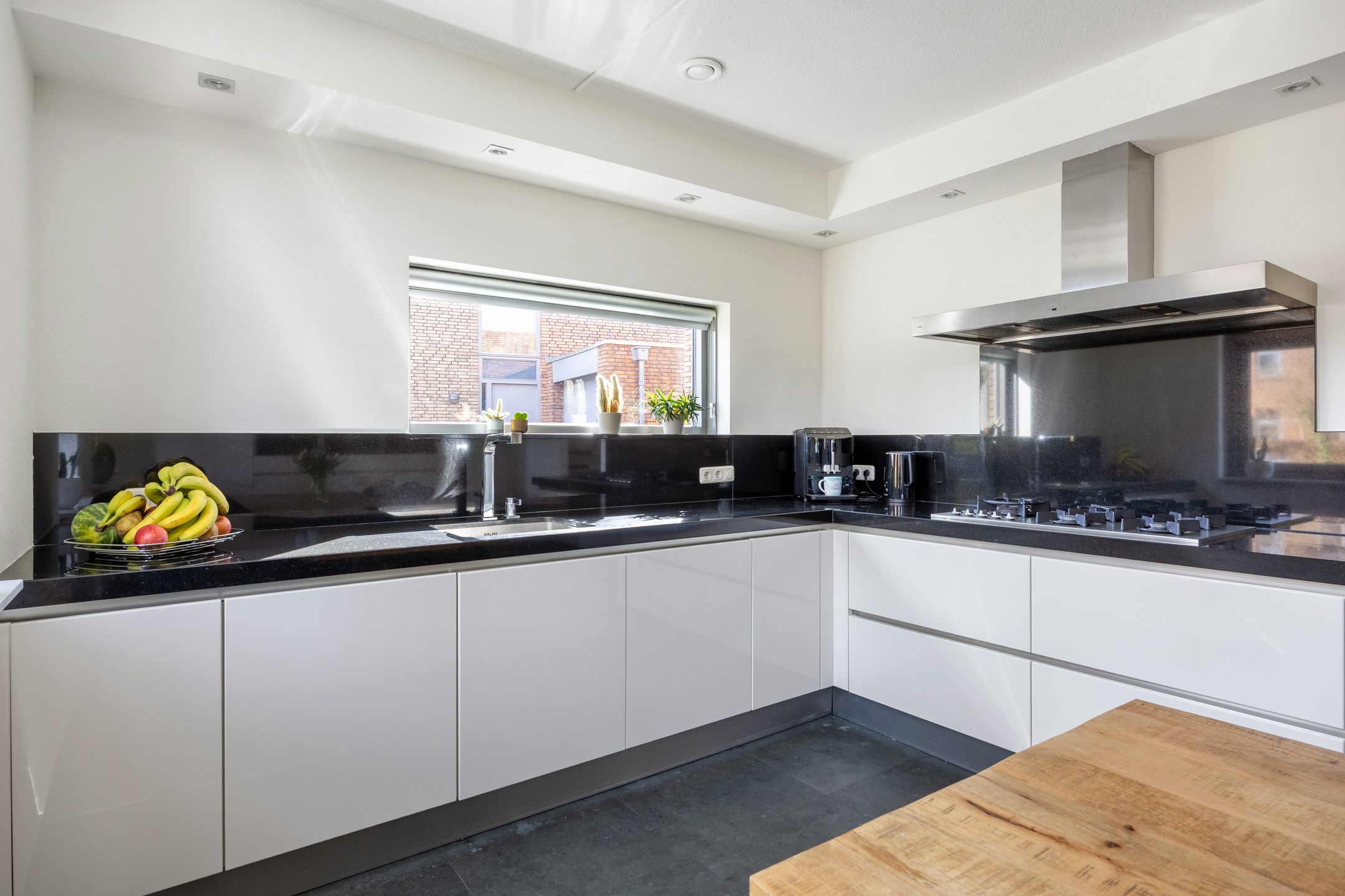 Photo 18 of Bosrank 55