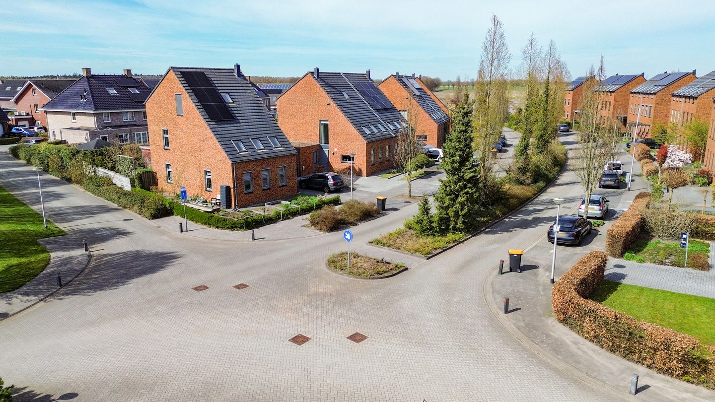 Photo 70 of Bosrank 55