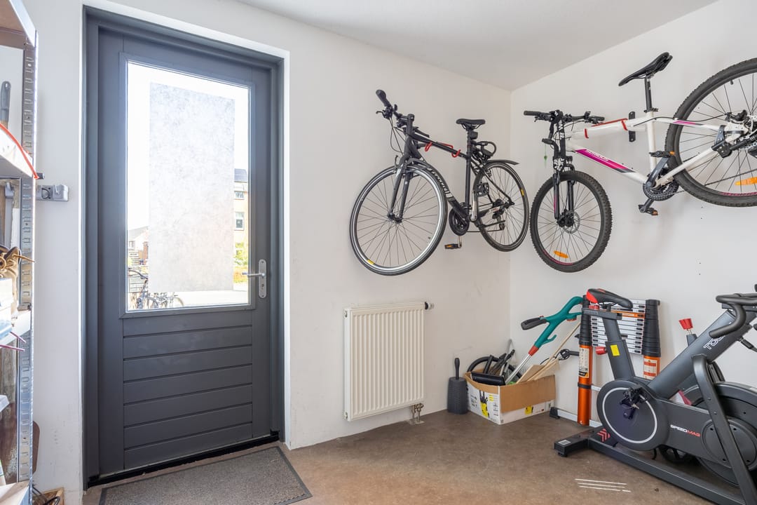 Photo 38 of Bosrank 55