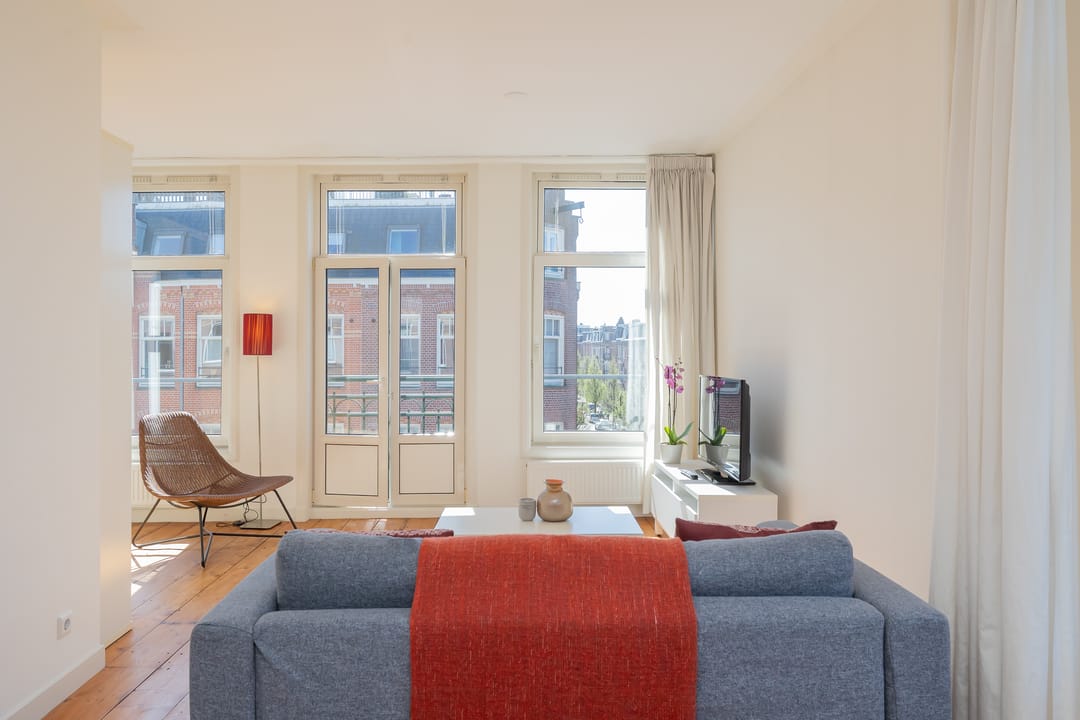 Photo 8 of Van der Hoopstraat 96-3
