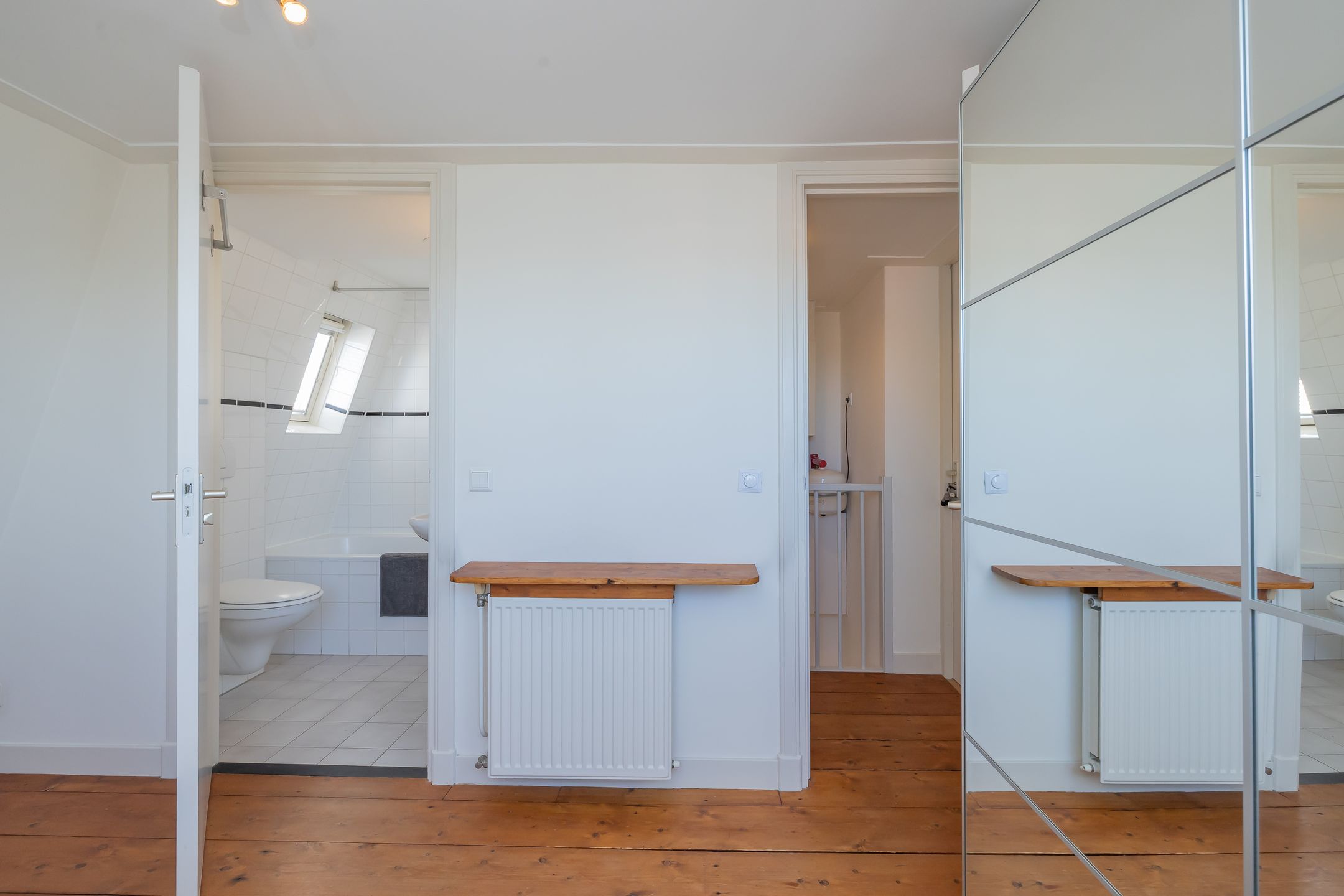 Photo 27 of Van der Hoopstraat 96-3