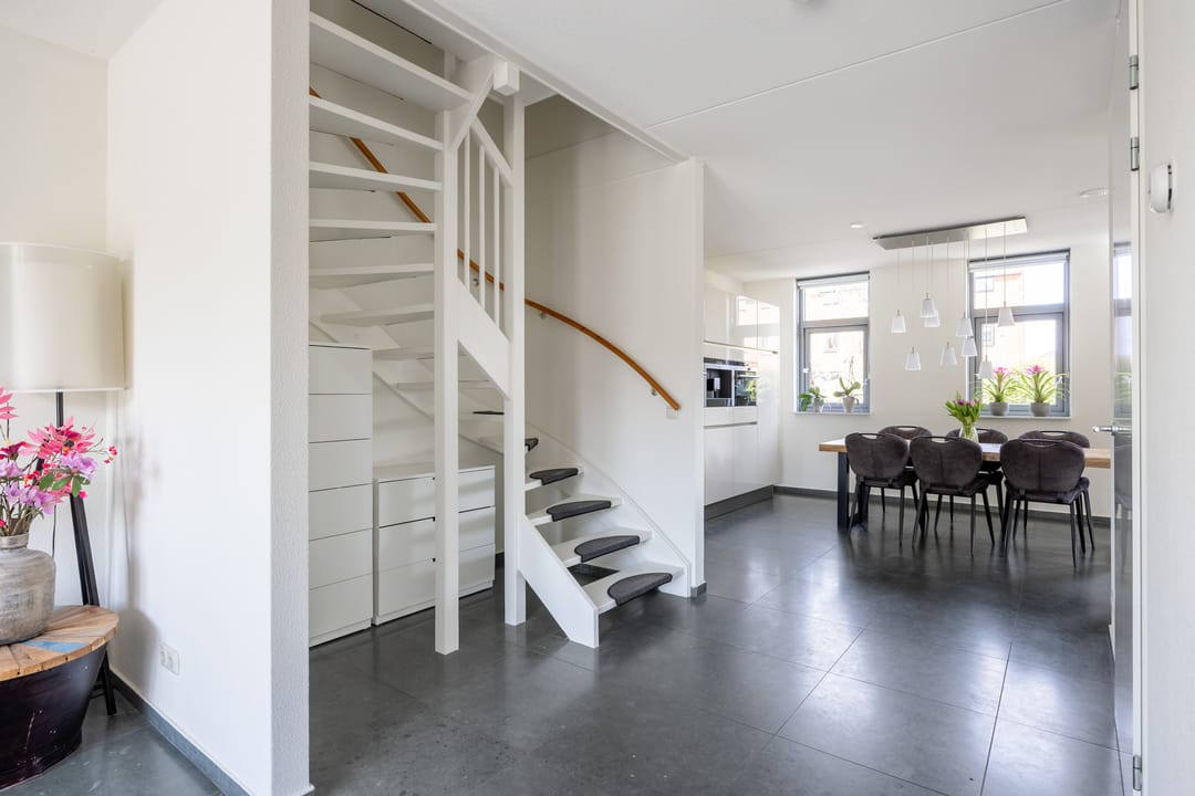 Photo 37 of Bosrank 55