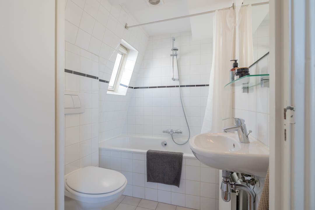 Photo 28 of Van der Hoopstraat 96-3