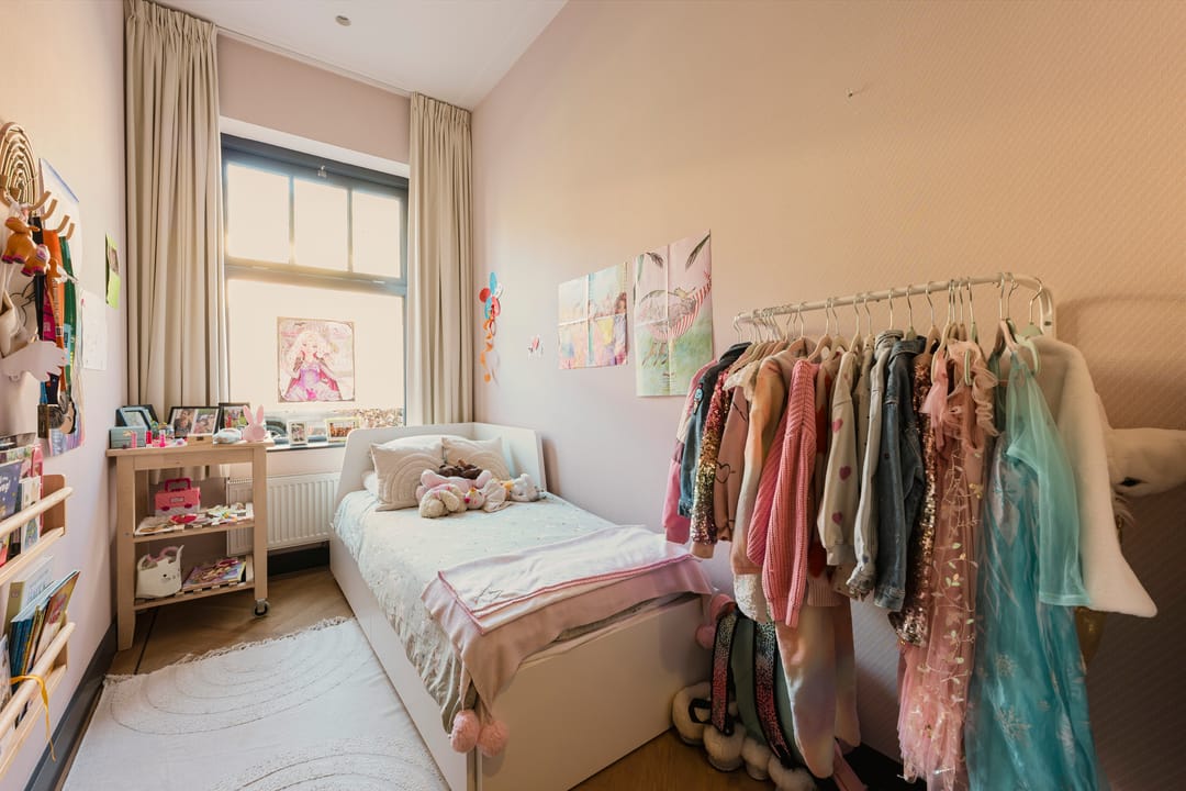 Photo 31 of Anthonie van Dijckstraat 11-H