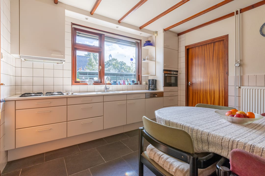 Foto 16 van Beukenlaan 12