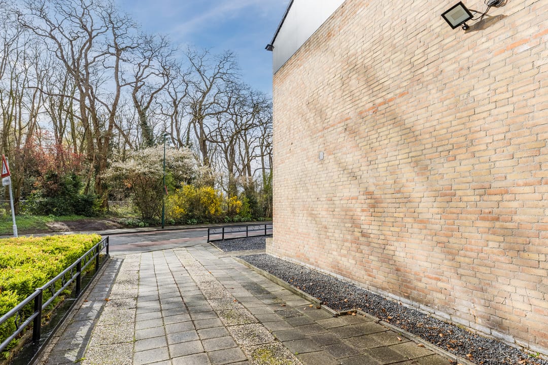 Foto 7 van Beneluxlaan 11