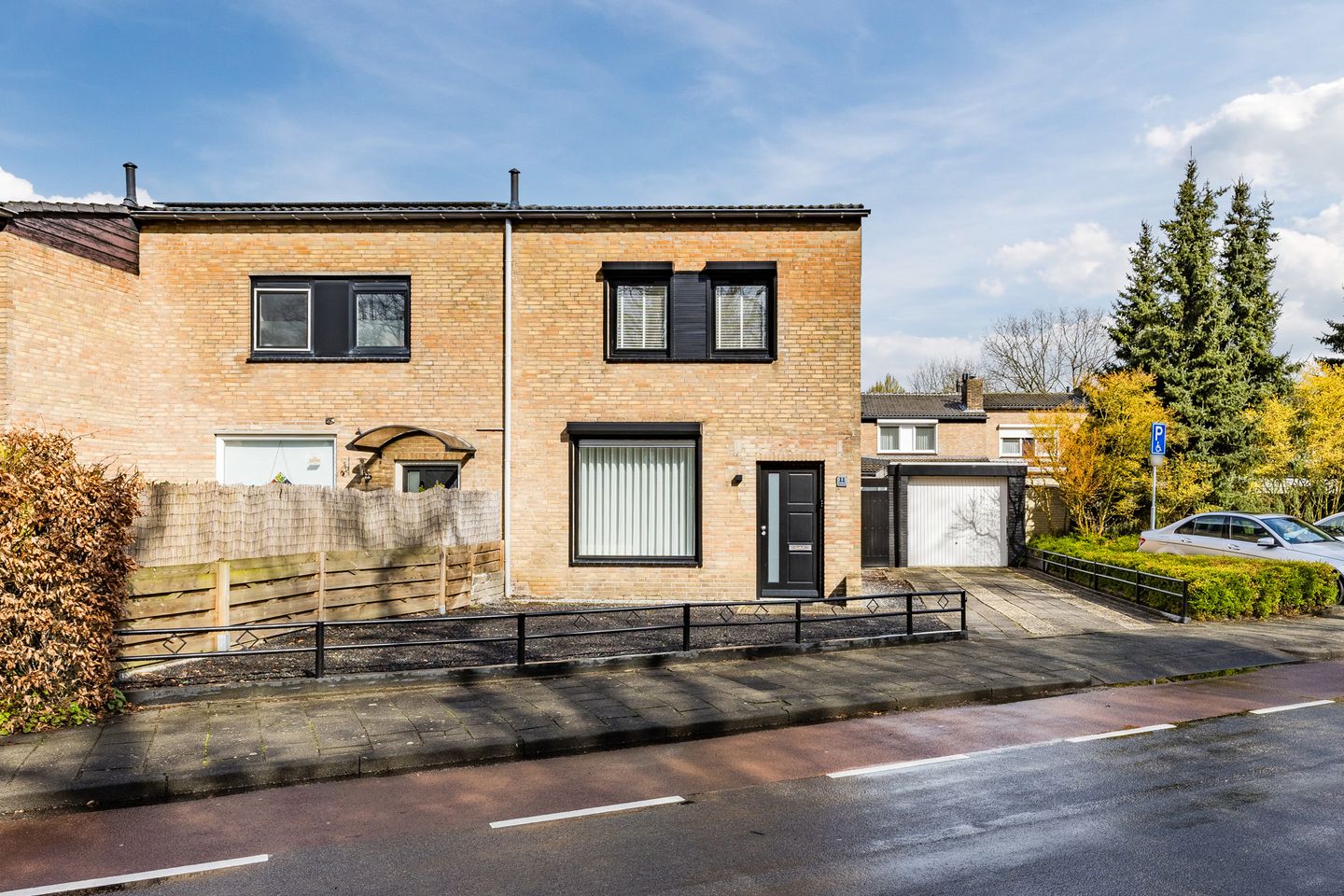 Foto 5 van Beneluxlaan 11