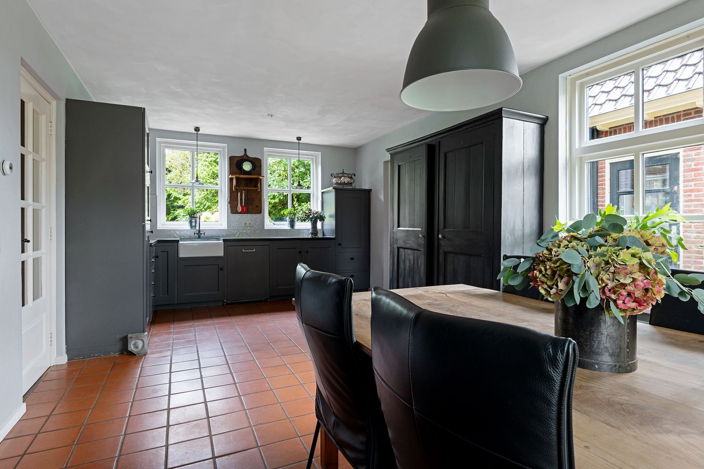 Photo 10 of Pastorieweg 12-A