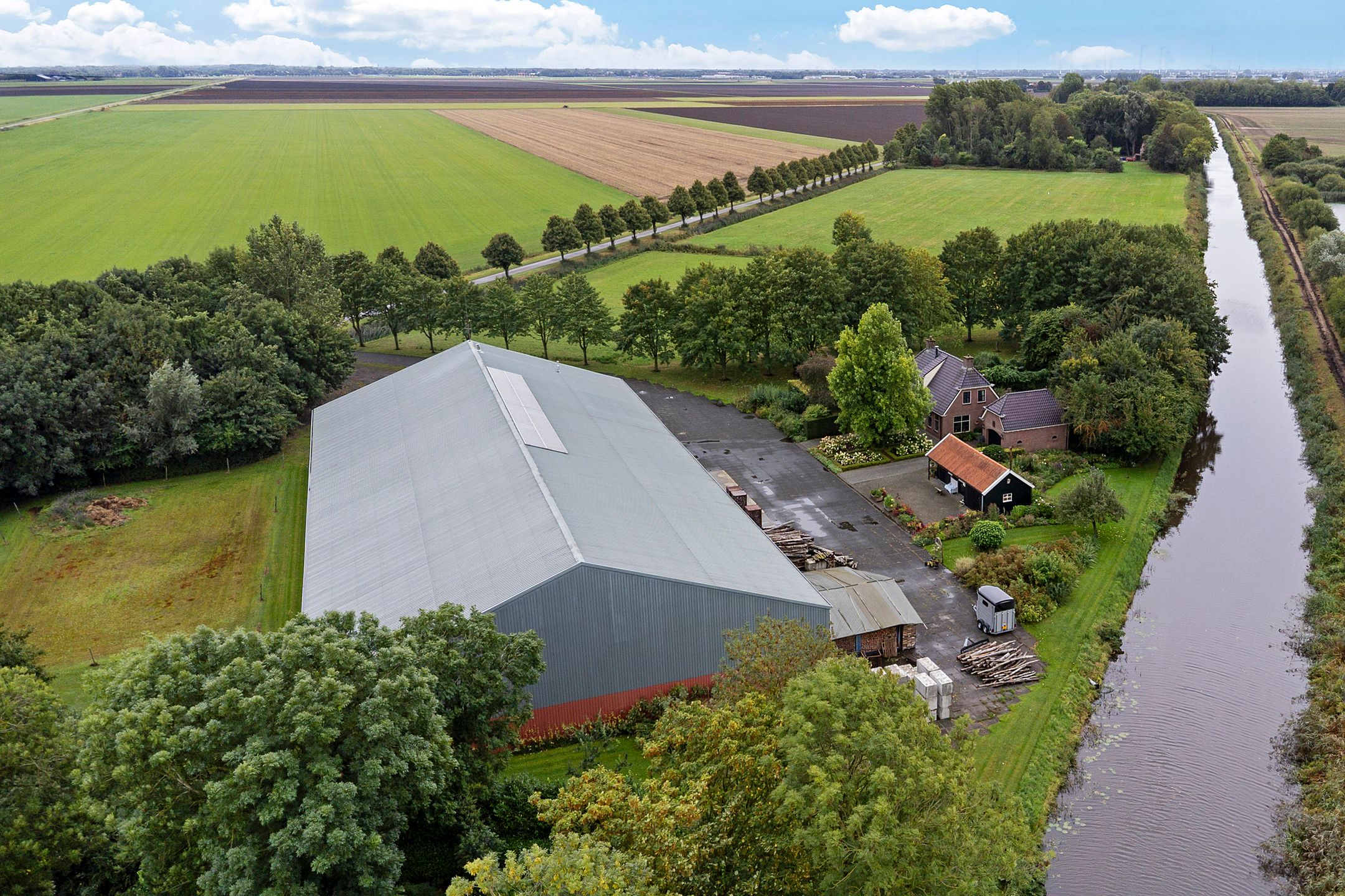 Photo 48 of Pastorieweg 12-A