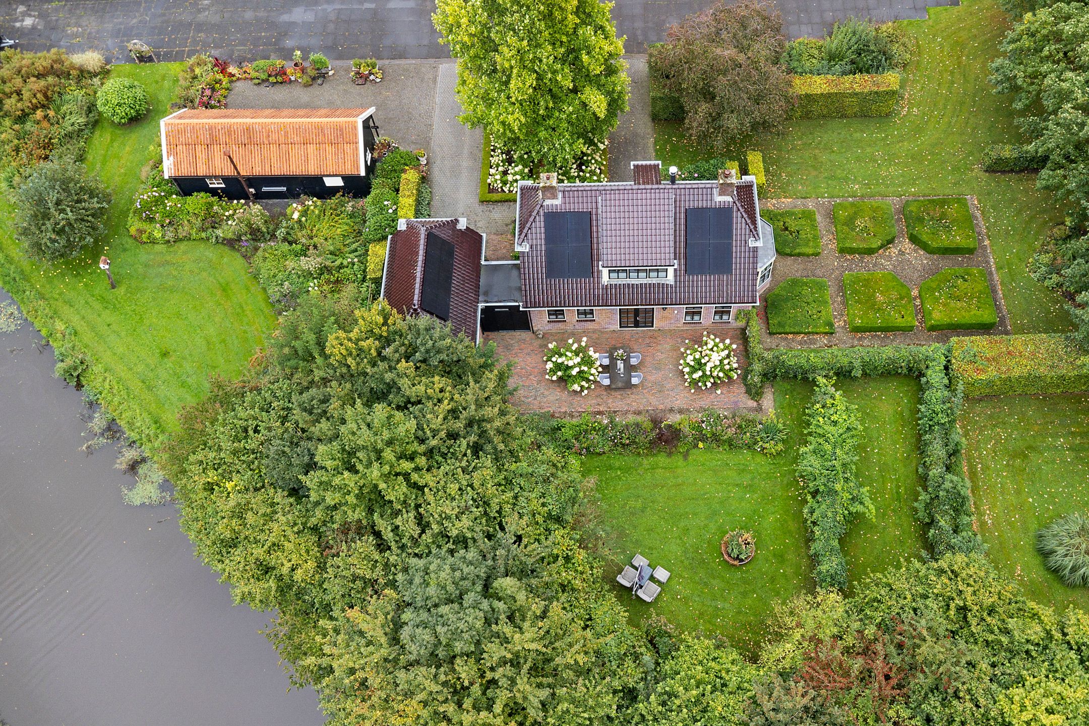 Photo 51 of Pastorieweg 12-A