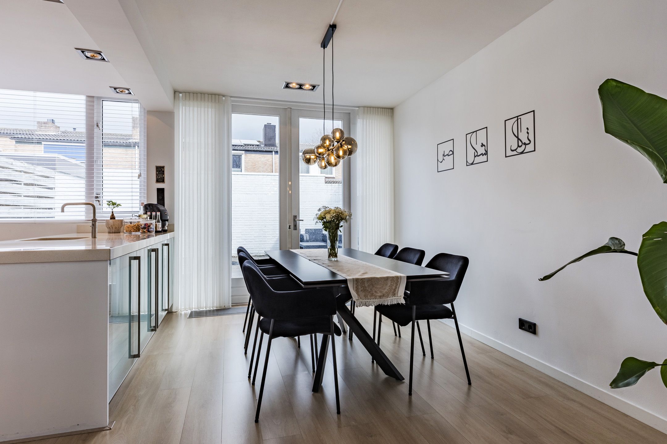 Foto 12 van Beneluxlaan 11