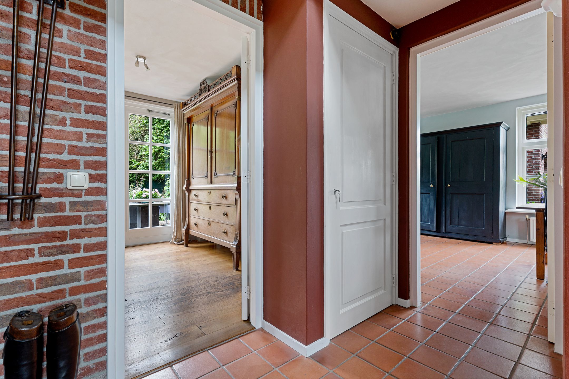 Photo 9 of Pastorieweg 12-A