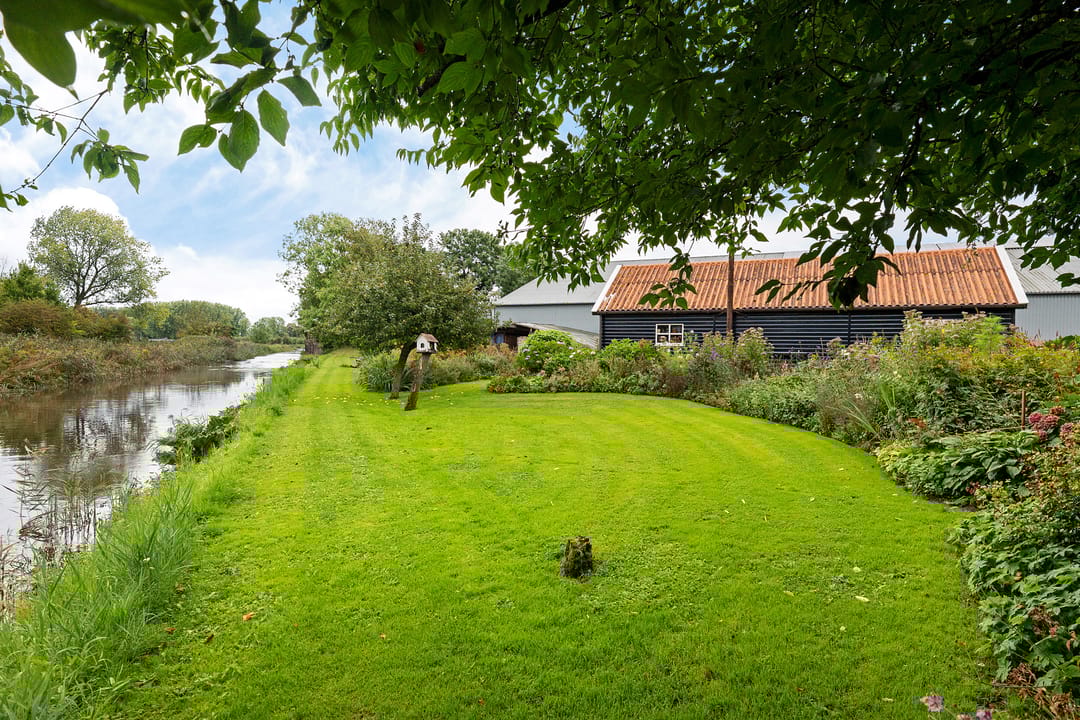 Photo 41 of Pastorieweg 12-A