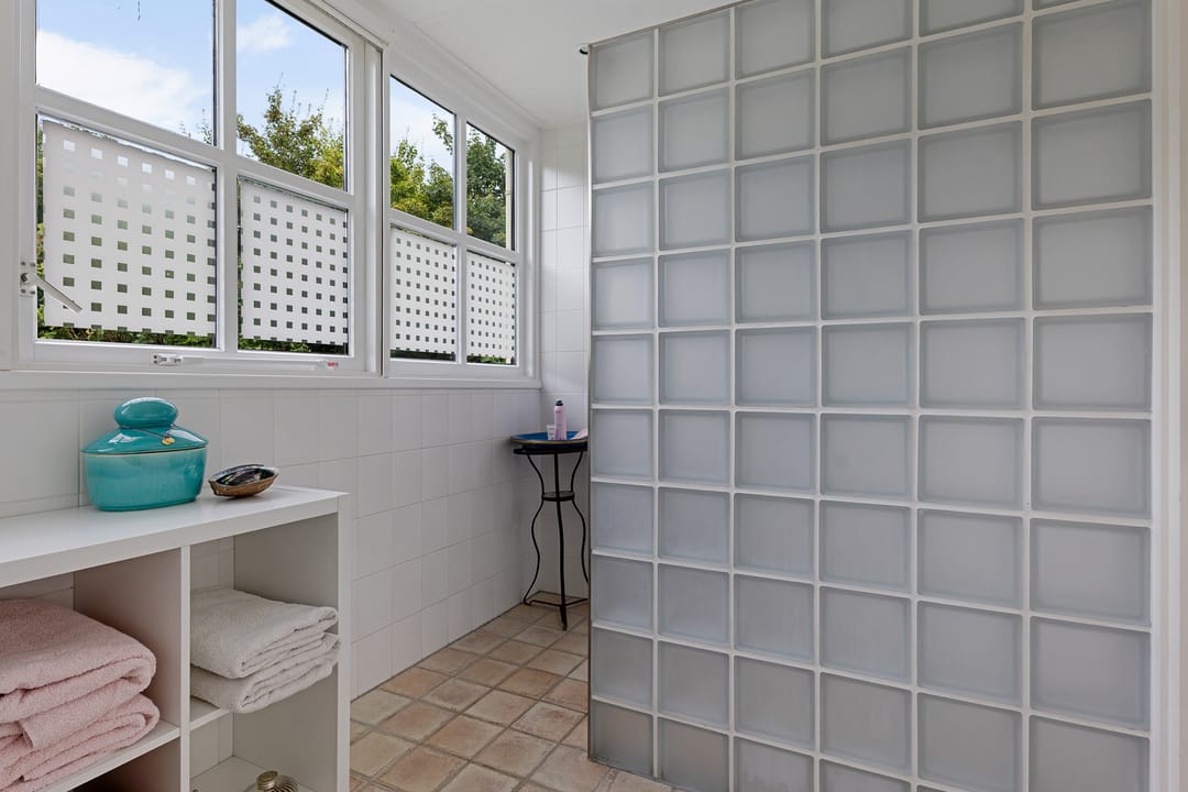 Photo 28 of Pastorieweg 12-A