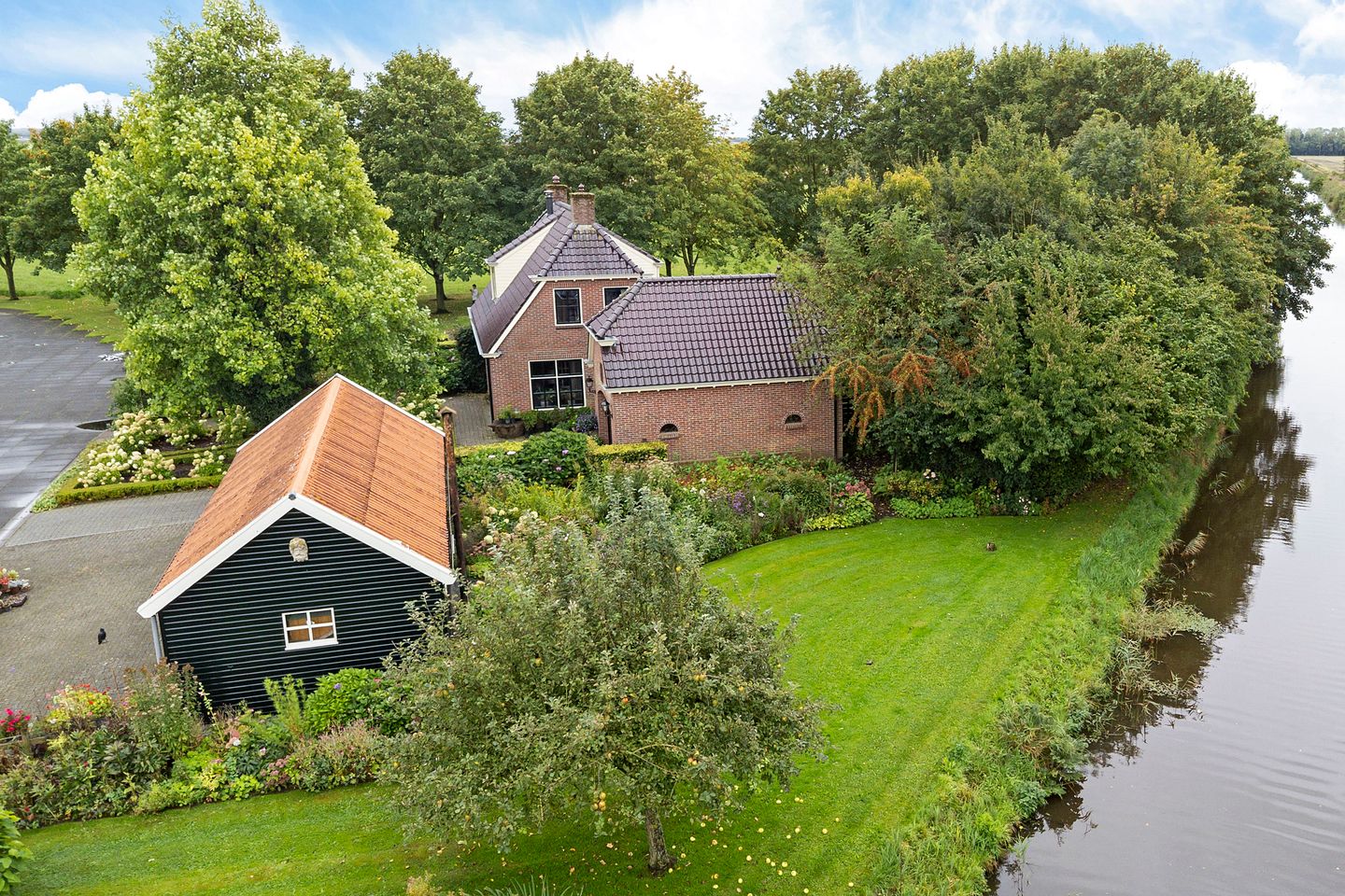 Photo 50 of Pastorieweg 12-A