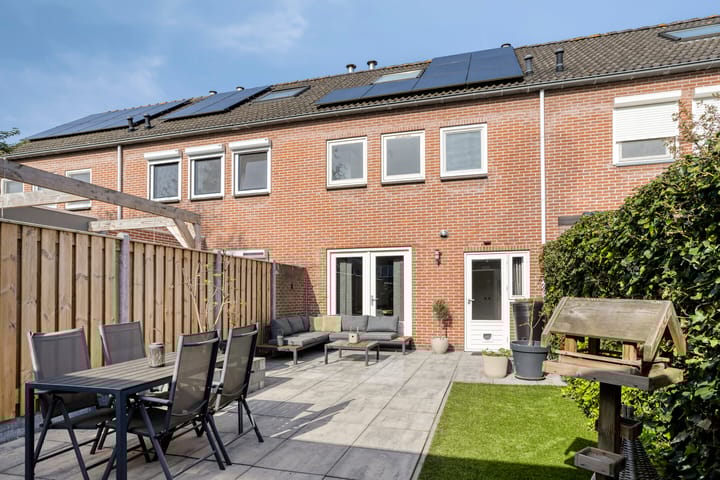 Foto 2 van Meindert Hobbemapad 6